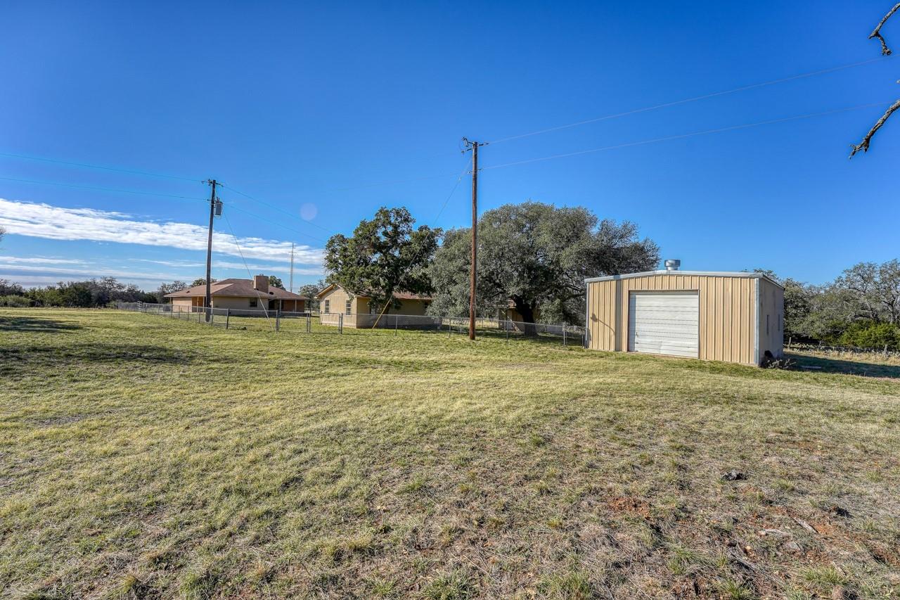 2334 CR 105, Lampasas, TX 76550 photo 5