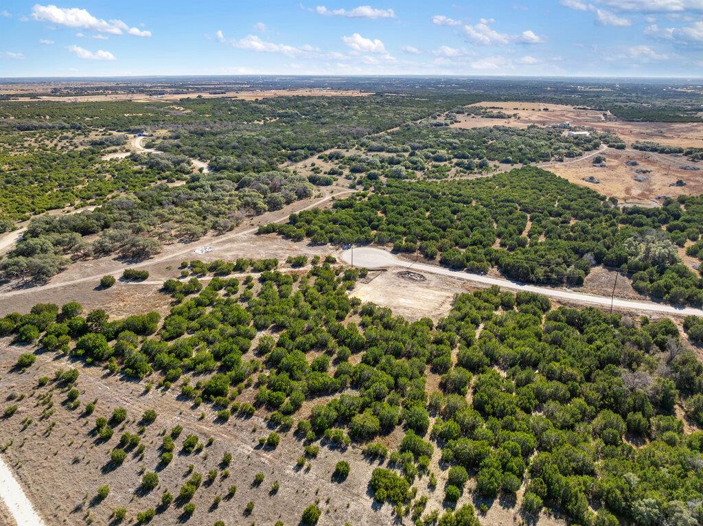 182 Whispering Wind RD, Bertram, TX 78605 photo 5