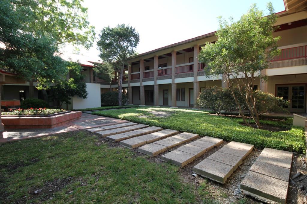 Hymeadow Wood Office Park Condos