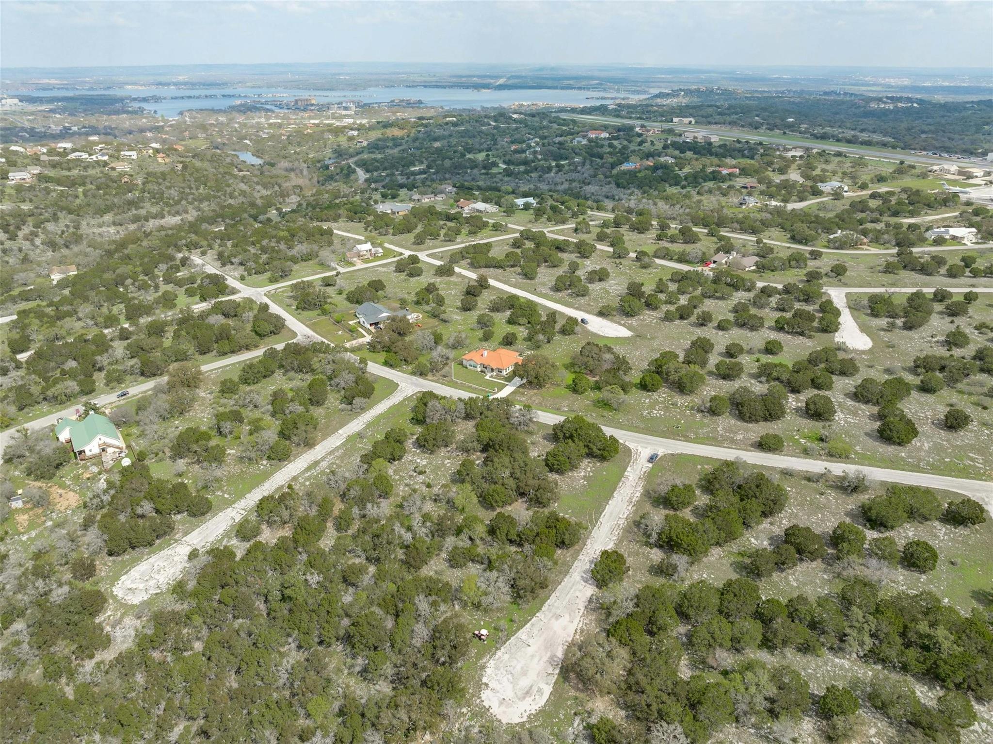 504 Deer Run, Horseshoe Bay, TX 78657 photo 5