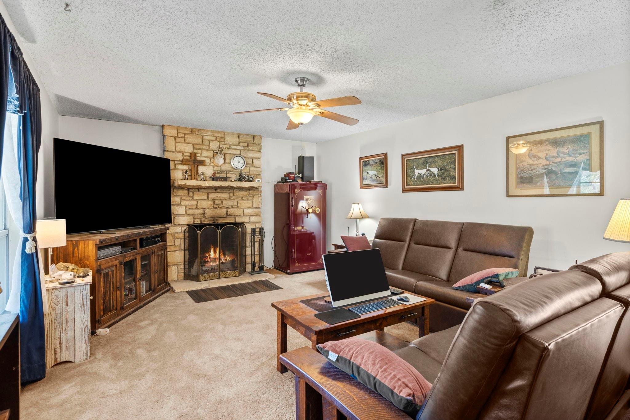 801 Billie Brooks LN, Driftwood, TX 78619 photo 5