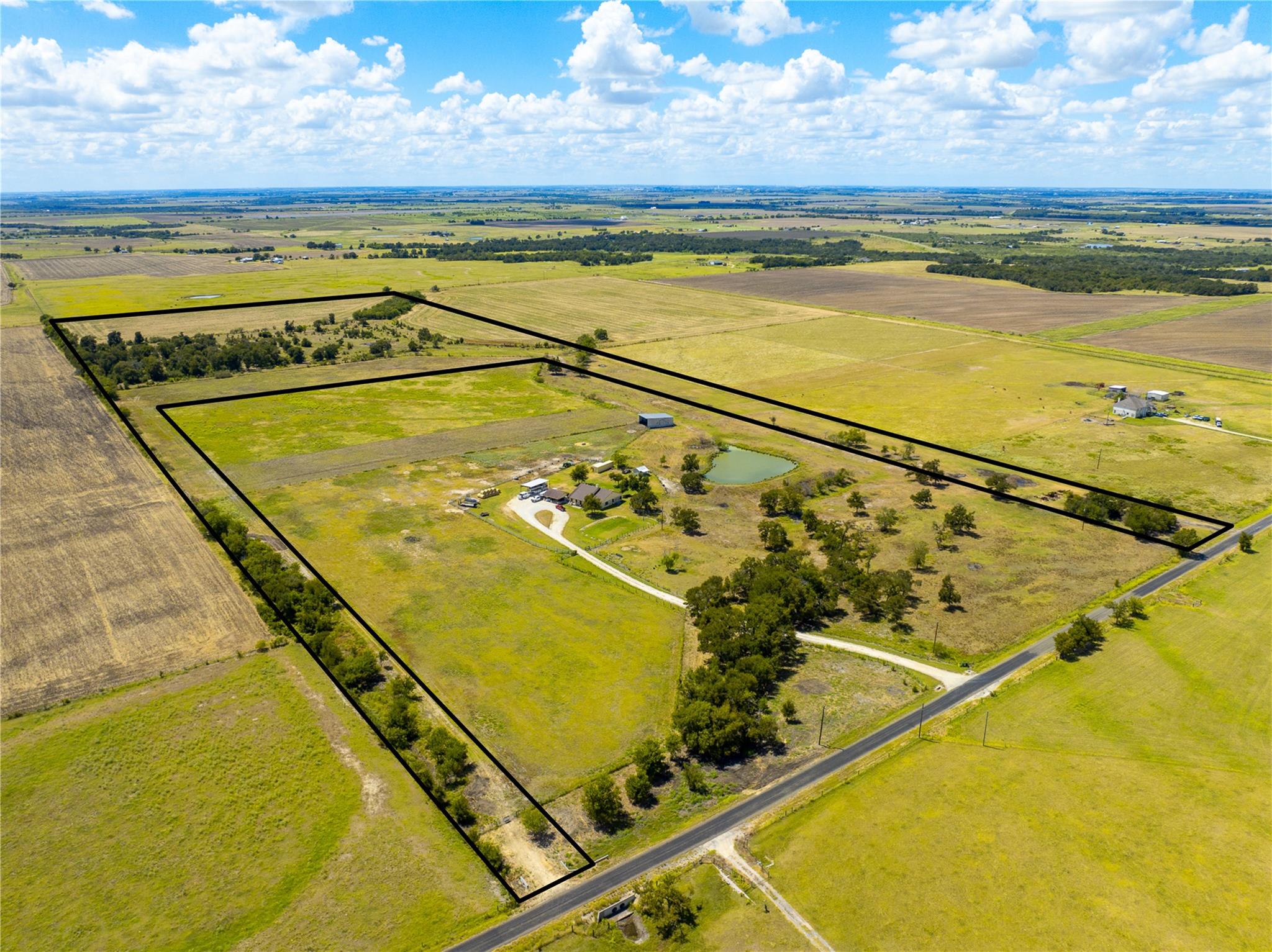 0 470 CTR, Coupland, TX 78615 photo 3