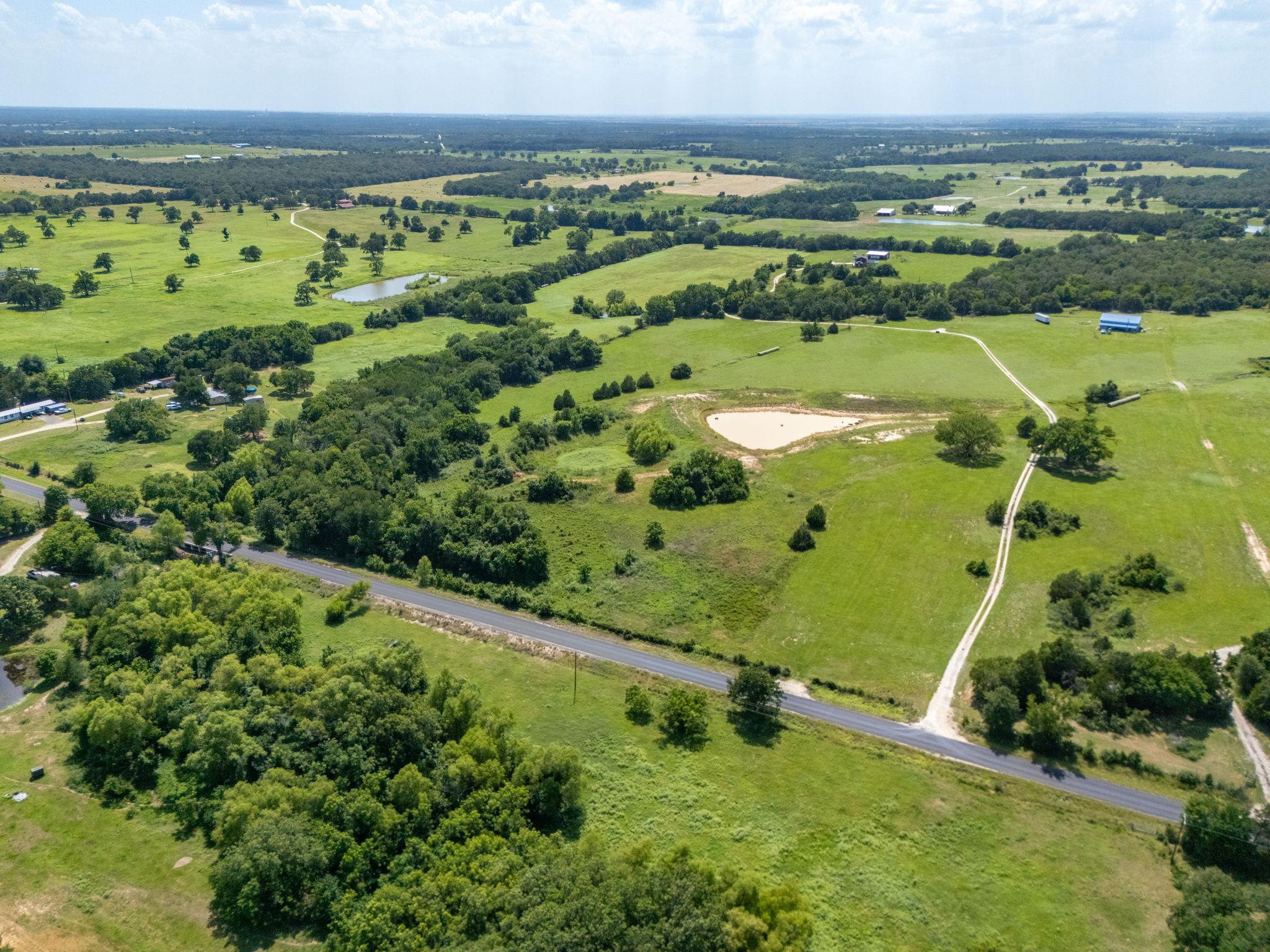 1500 County Road 481, Thrall, TX 76578 photo 2