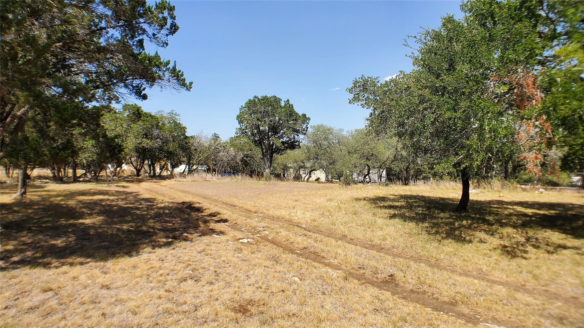 650 Beauchamp RD, Dripping Springs, TX 78620 photo 3
