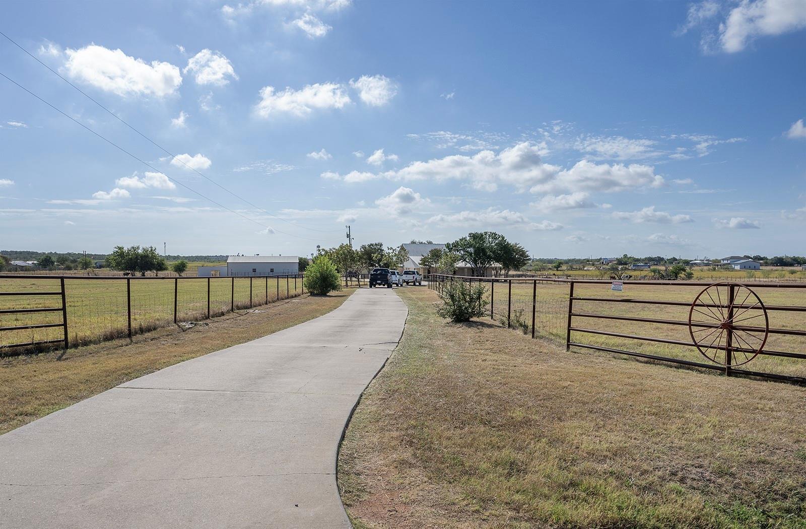 J002D35H - JARRELL ISD Rural Before 1990