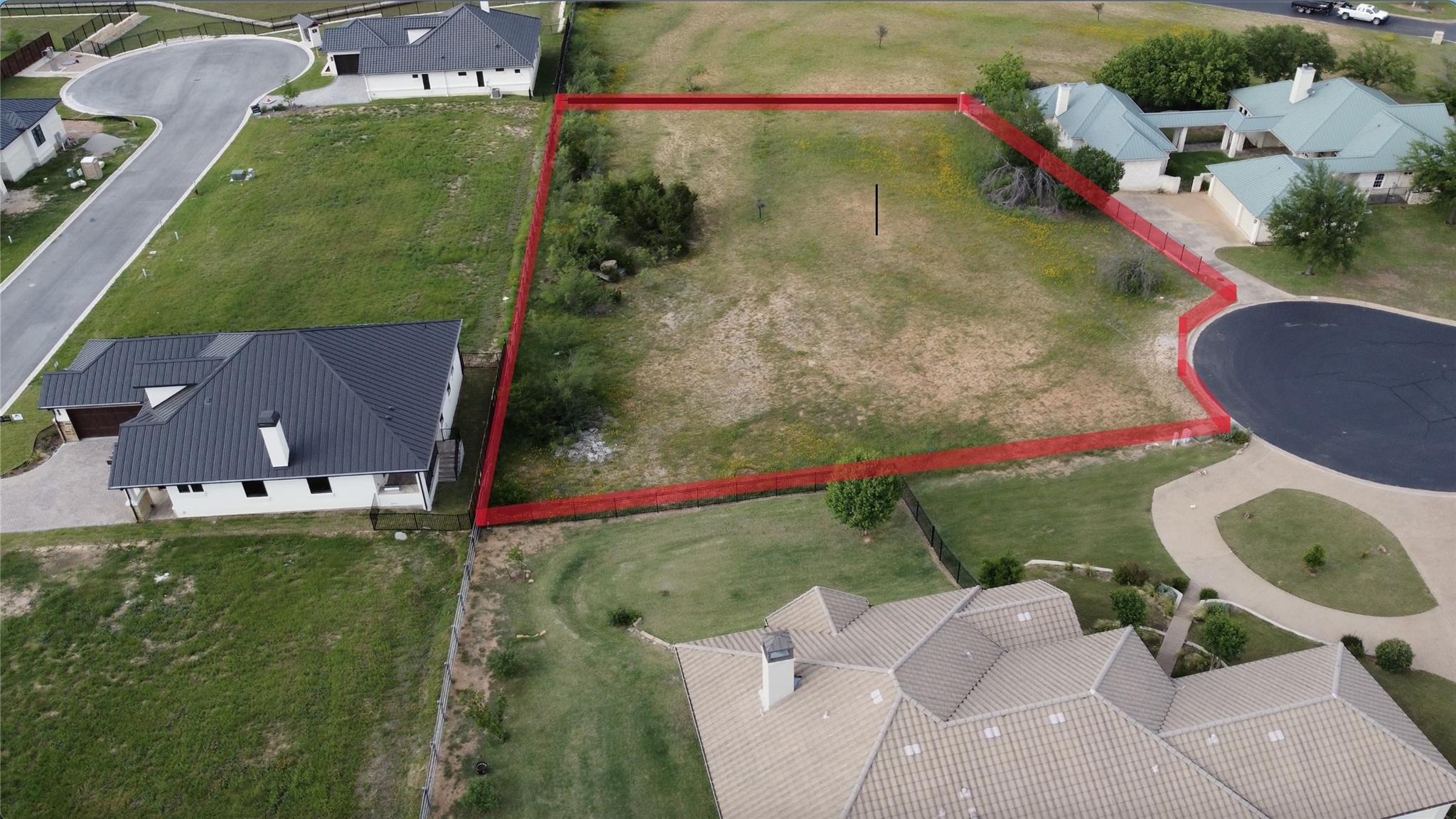 26604 Hunters Grove CT, Spicewood, TX 78669 photo 3