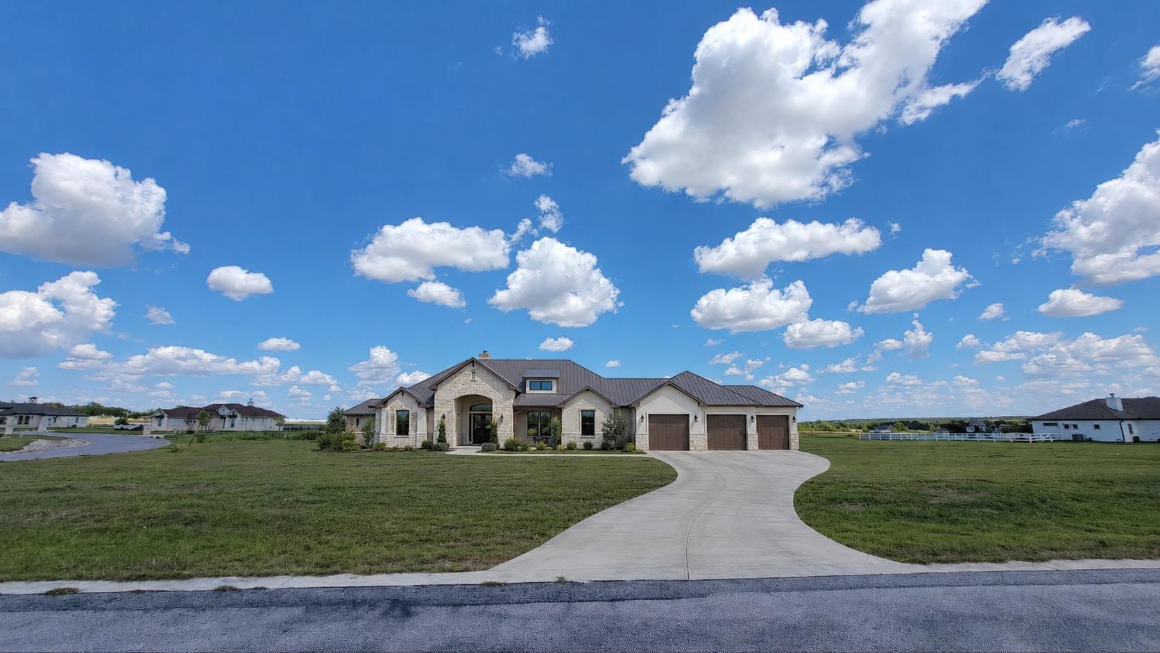 100 Twin Creekview LN, Georgetown, TX 78626 photo 3