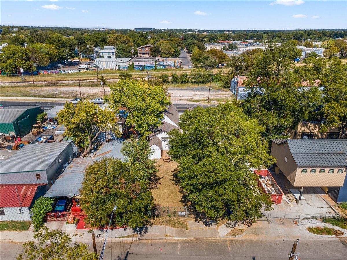 2606 Santa Rosa ST, Austin, TX 78702 photo 3