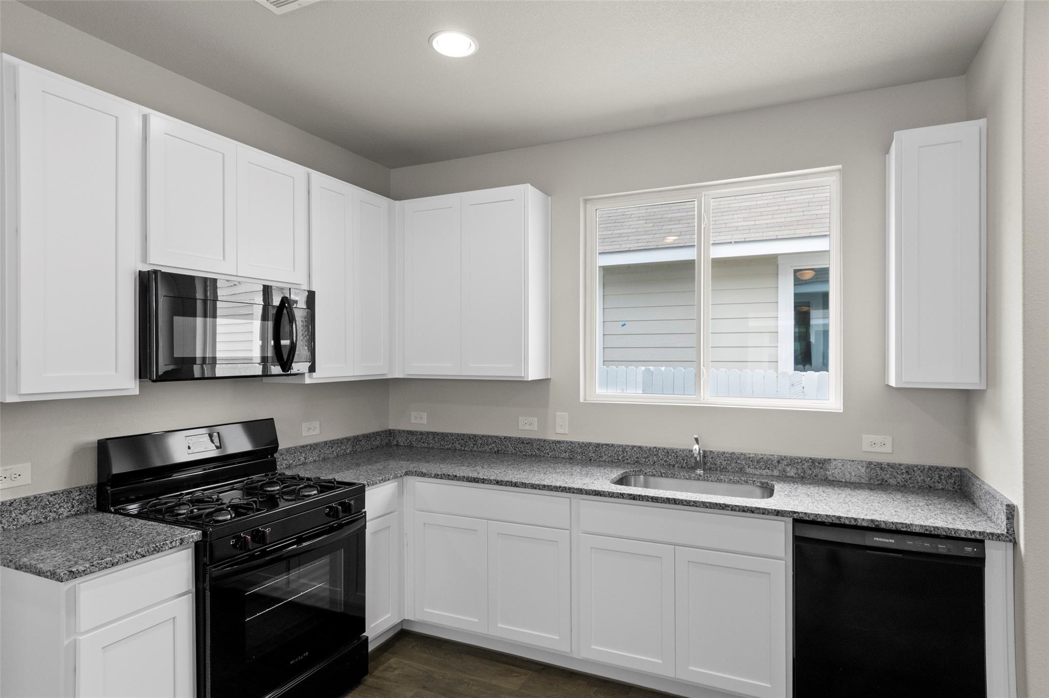 3073 Winding Creek RD, Kyle, TX 78640 photo 3