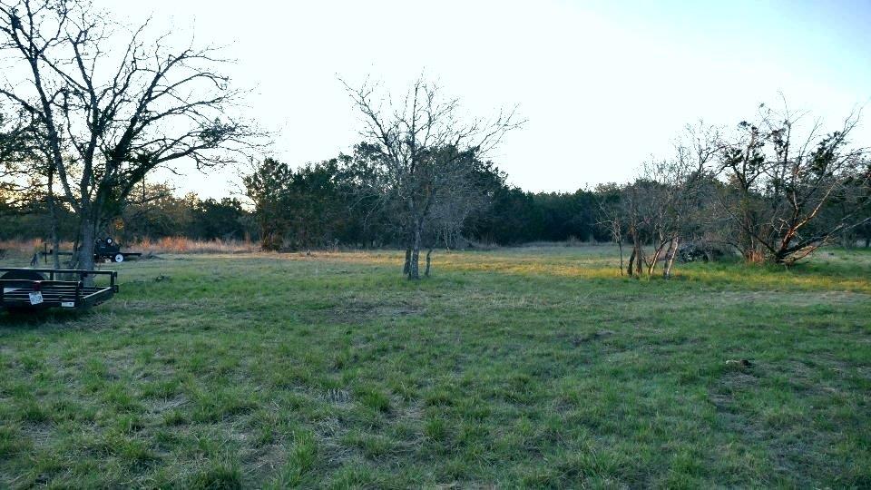 1141 Settlers RD, San Marcos, TX 78666 photo 2