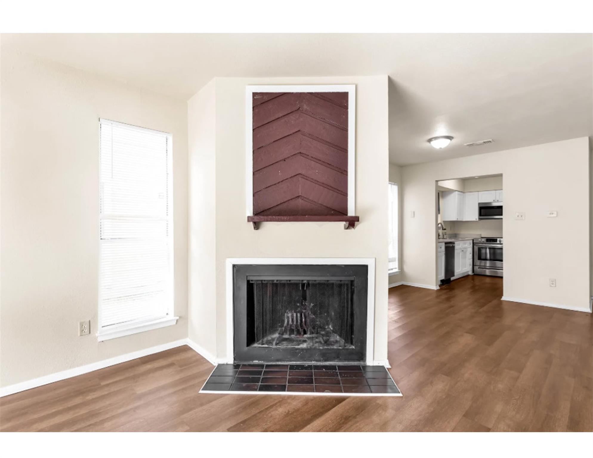 2012 West Loop, Austin, TX 78758 photo 2