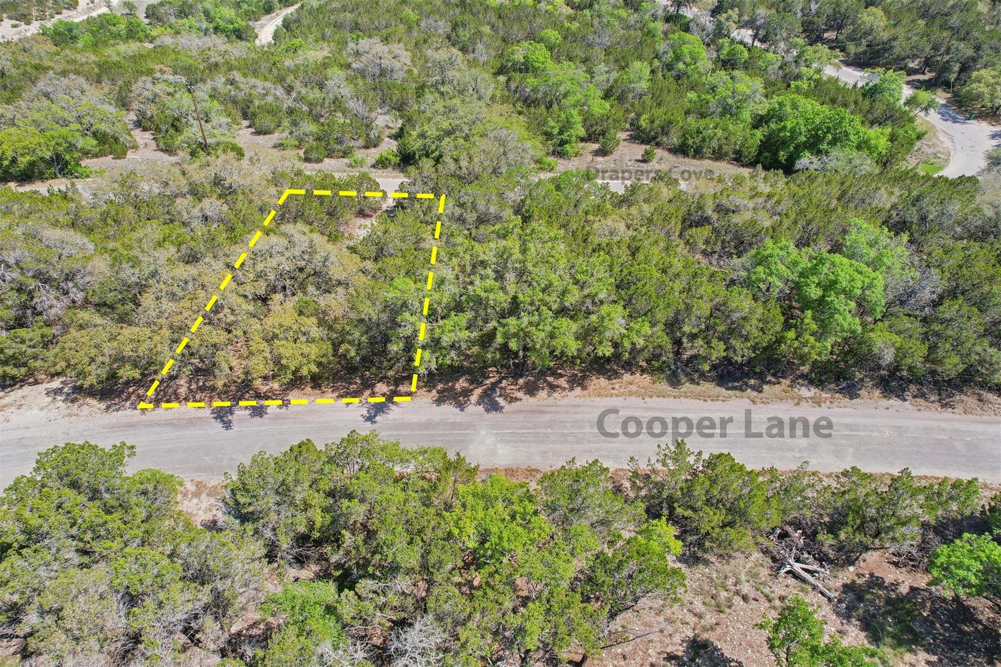 4005 Cooper LN, Lago Vista, TX 78645 photo 3