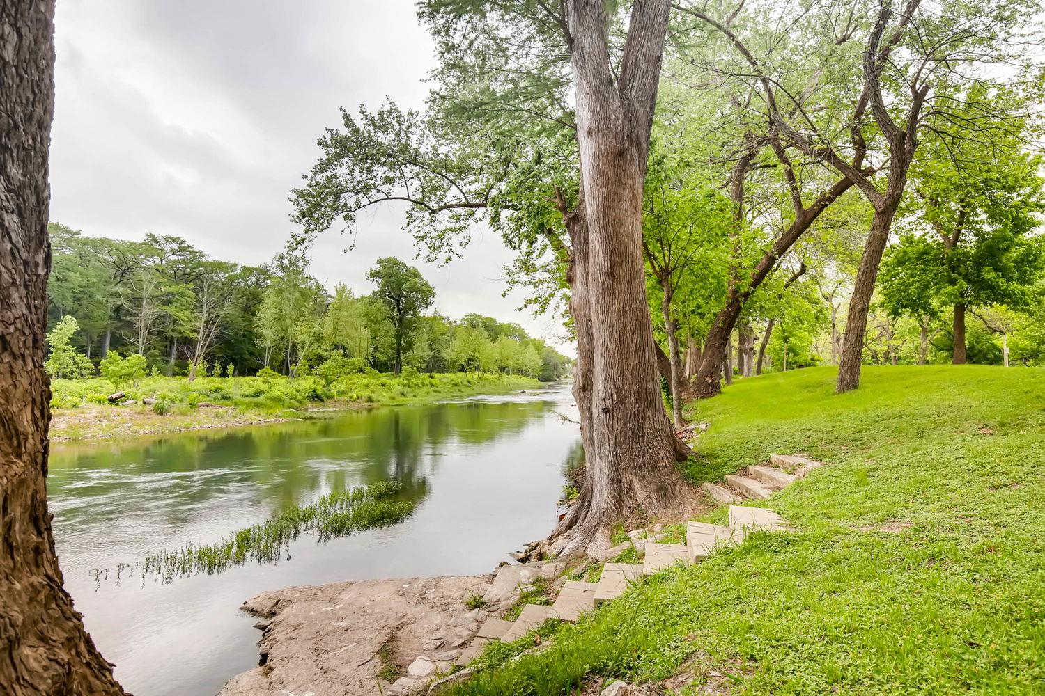 OUT/COMAL COUNTY