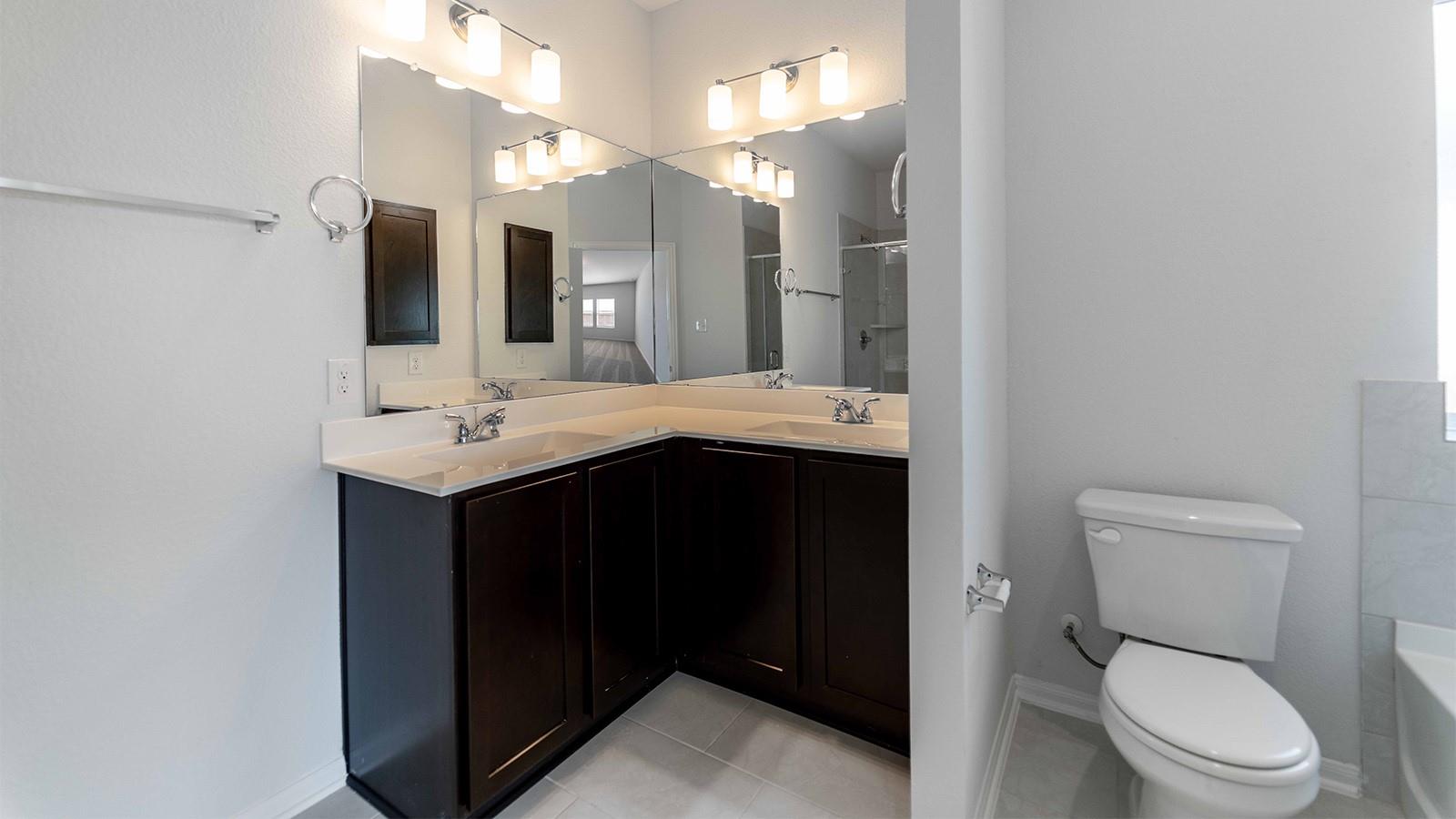 13605 Endless Narrow LN, Elgin, TX 78621 photo 2