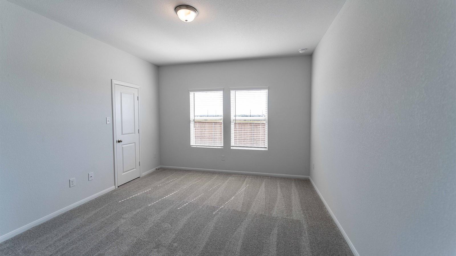 13605 Endless Narrow LN, Elgin, TX 78621 photo 3
