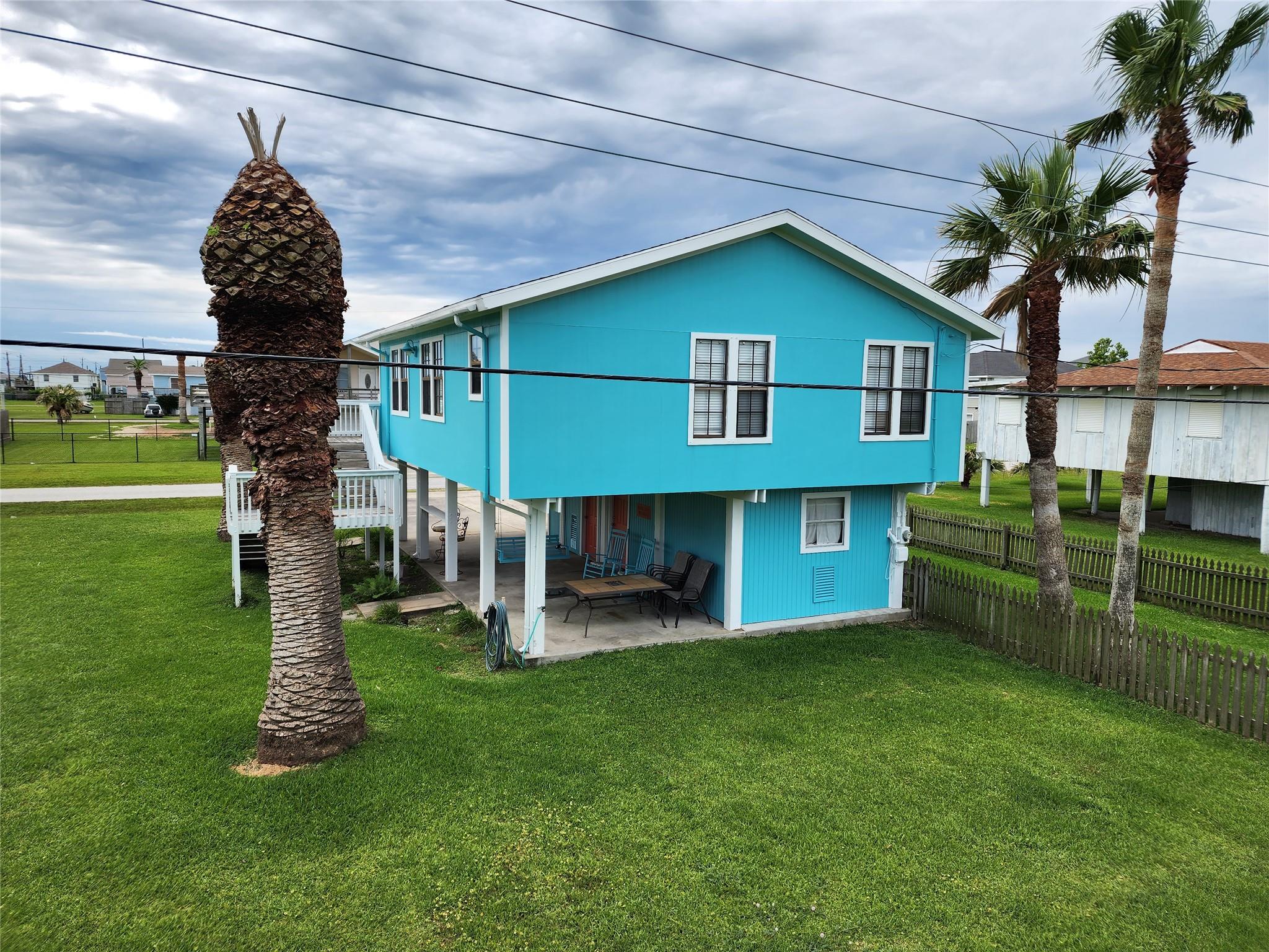 16606 John Davis RD, Jamaica Beach, TX 77554 photo 3