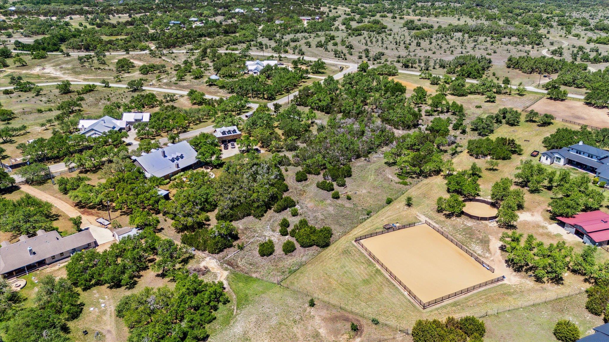 201 Medlin Creek LOOP, Dripping Springs, TX 78620 photo 3