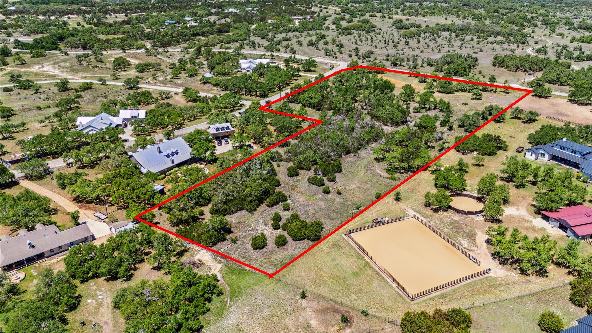 201 Medlin Creek LOOP, Dripping Springs, TX 78620 photo 4
