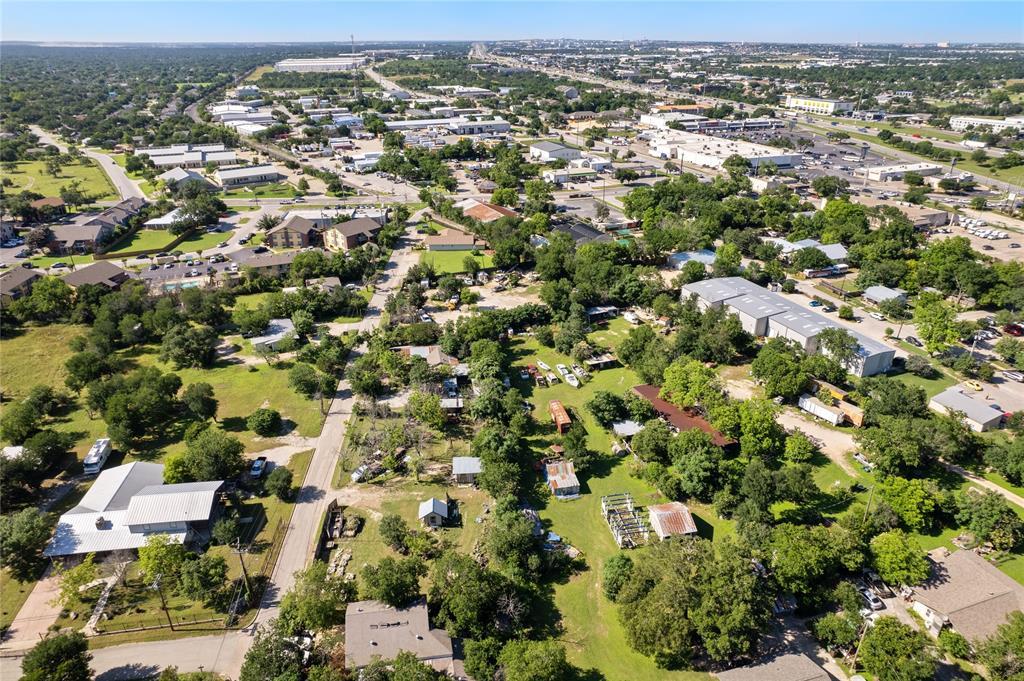 909 Wonder ST, Round Rock, TX 78681 photo 2