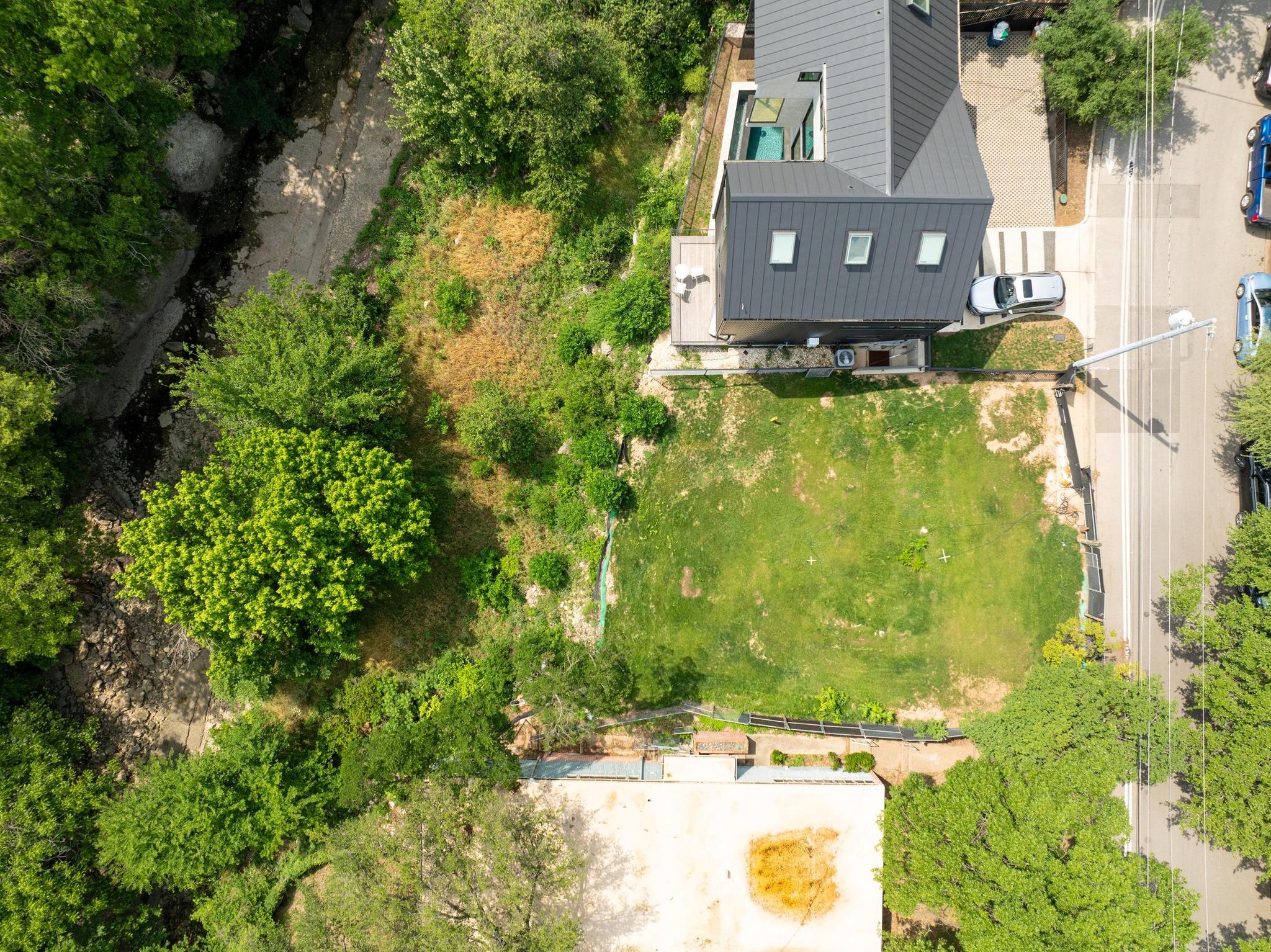 1113 31 ST, Austin, TX 78705 photo 5