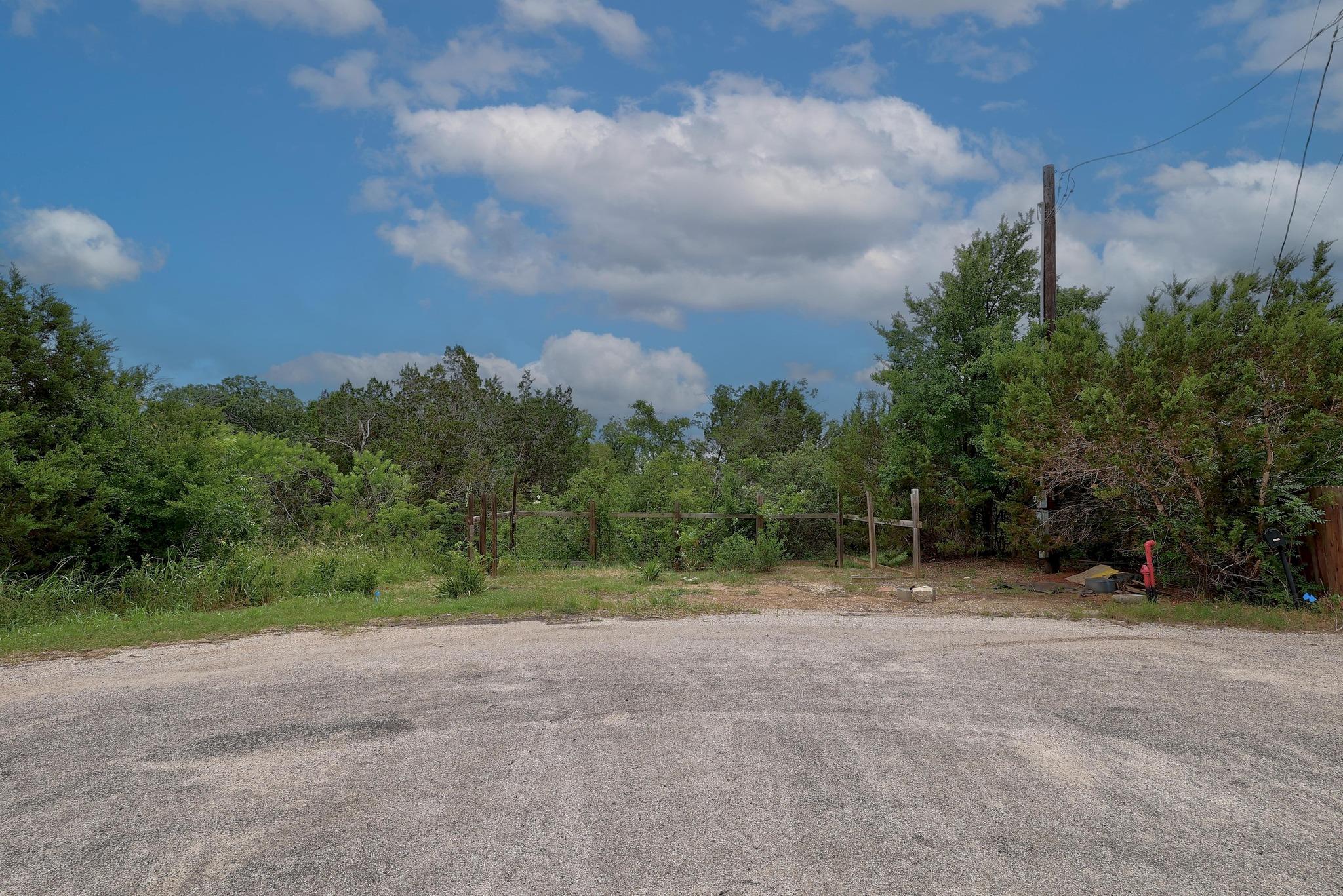 1614 San Gabriel Ranch RD, Liberty Hill, TX 78642 photo 5