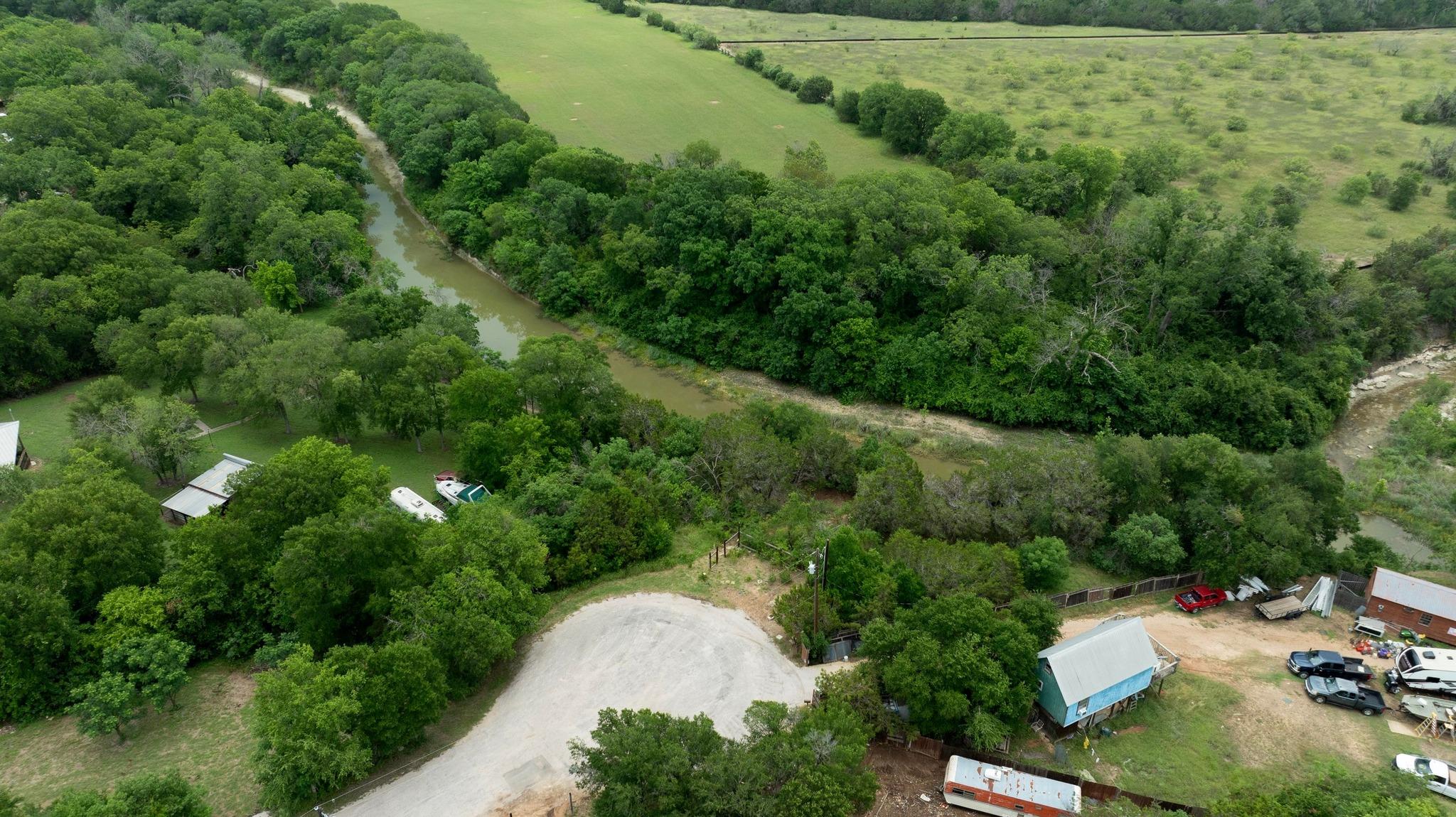 1614 San Gabriel Ranch RD, Liberty Hill, TX 78642 photo 4