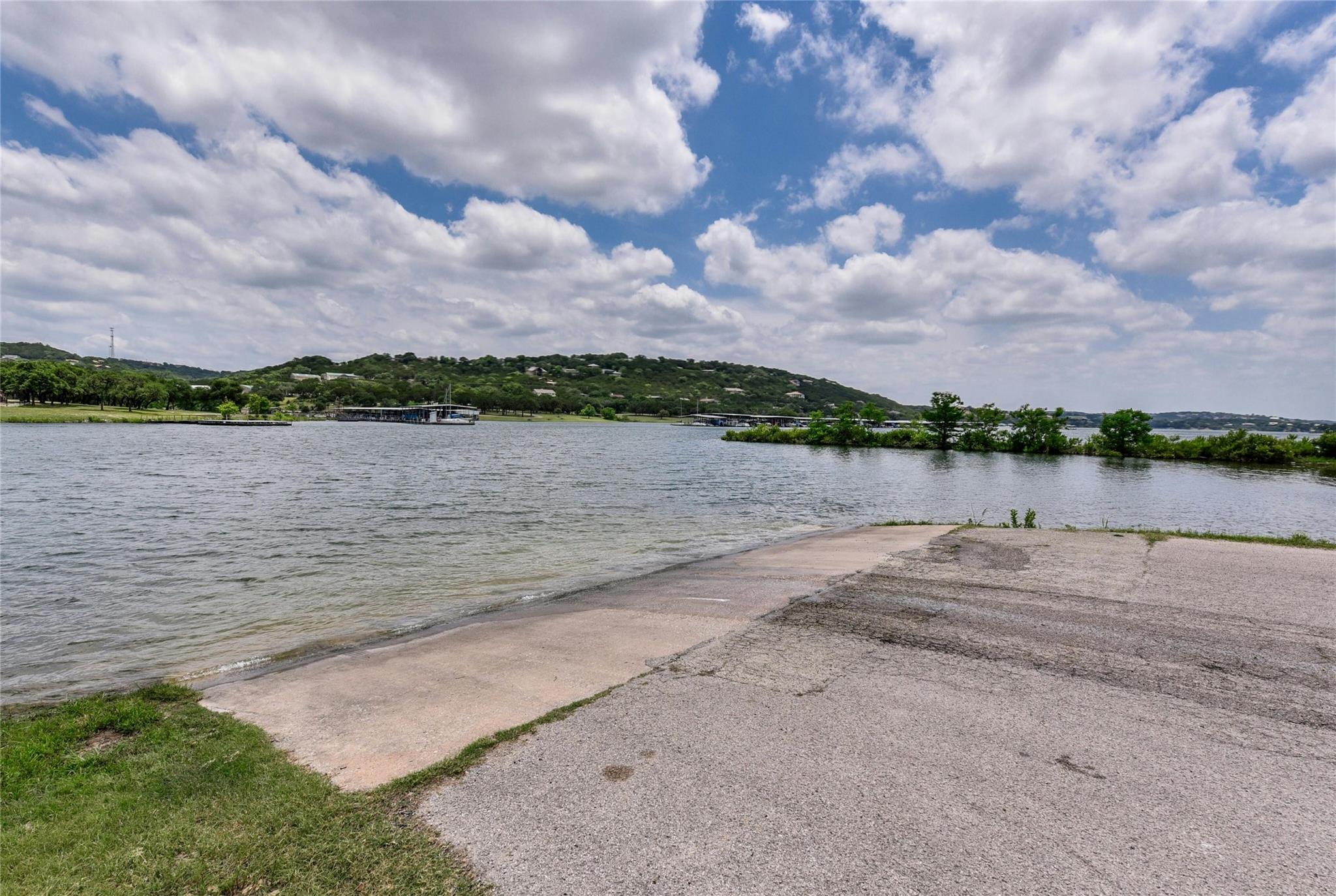 8185 Arroyo Ave, Lago Vista, TX 78645 photo 4