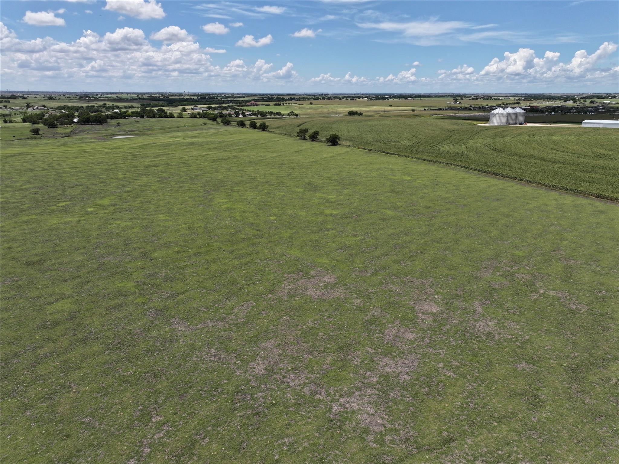 20681 Cameron RD, Coupland, TX 78615 photo 5