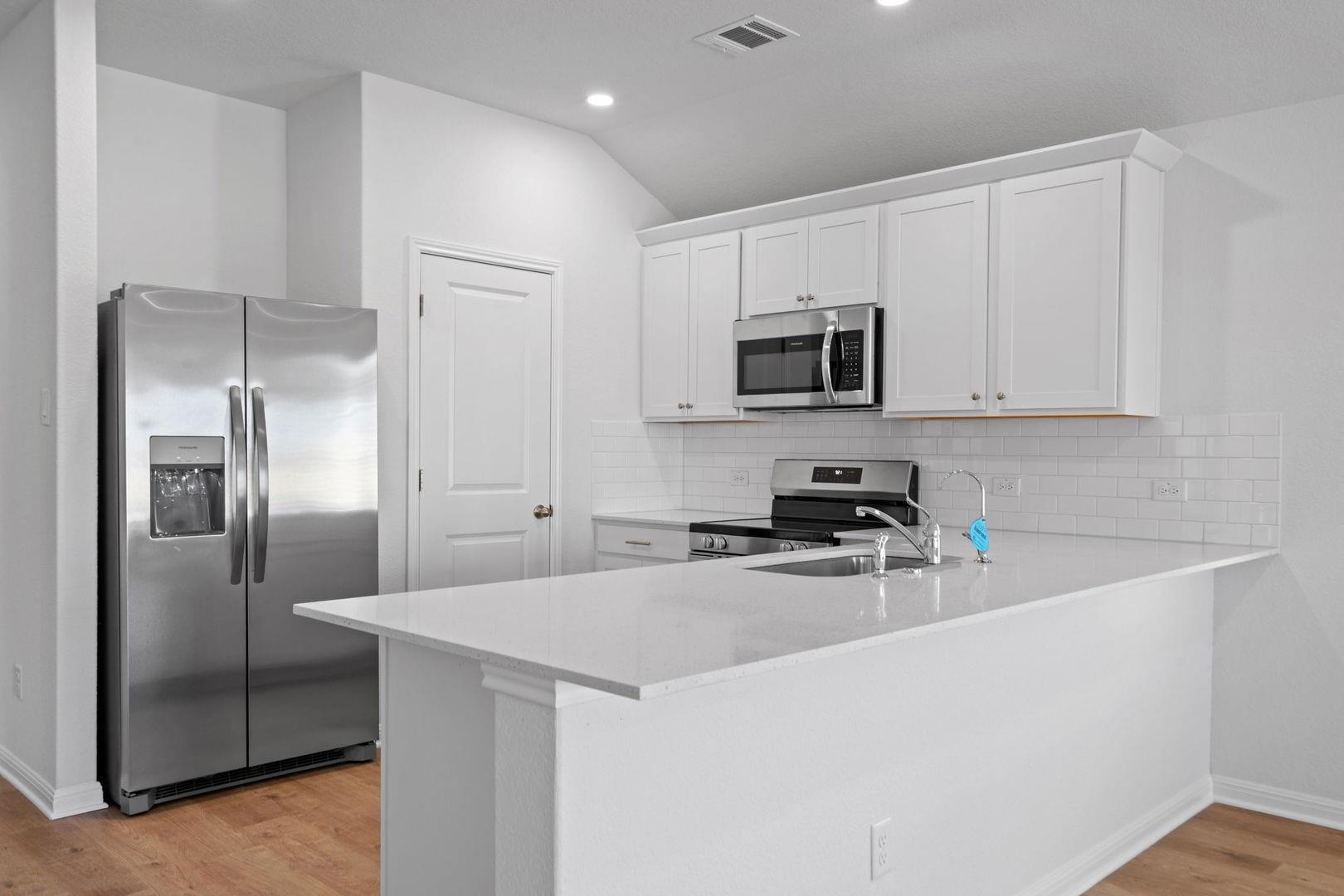 133 Hatari TRL, Jarrell, TX 76537 photo 5