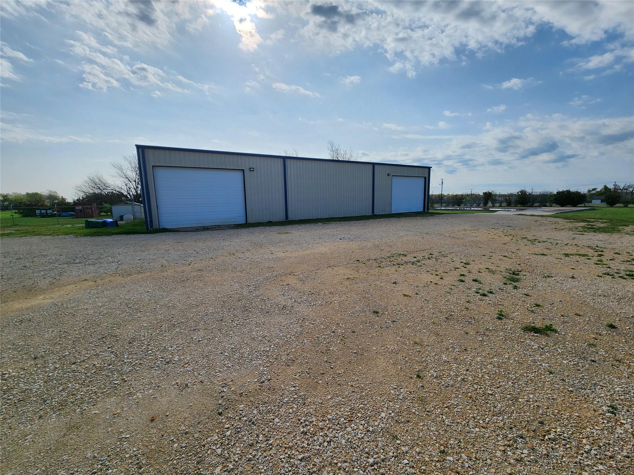 1742 Rowe LOOP, Pflugerville, TX 78660 photo 5