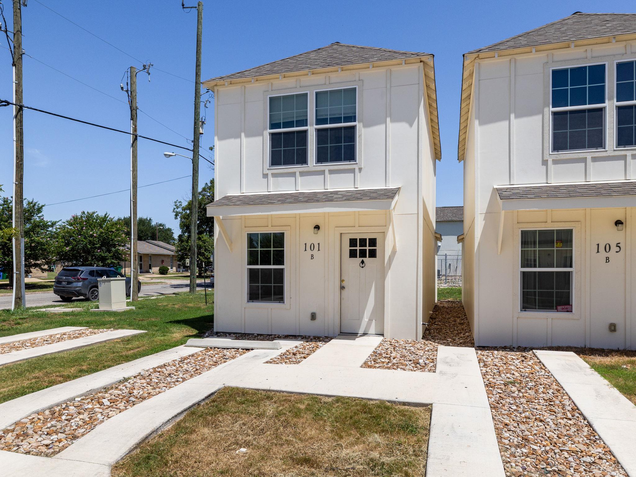 230 Debus DR #101 B, Taylor, TX 76574 photo 2