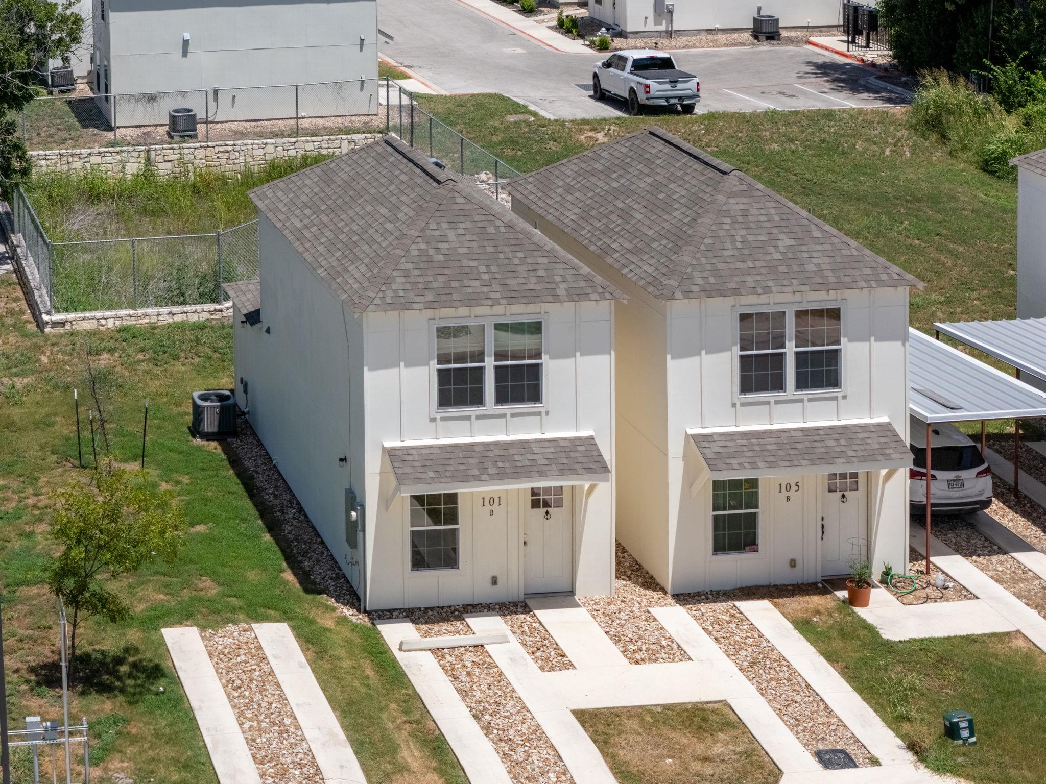 230 Debus DR #101 B, Taylor, TX 76574 photo 3