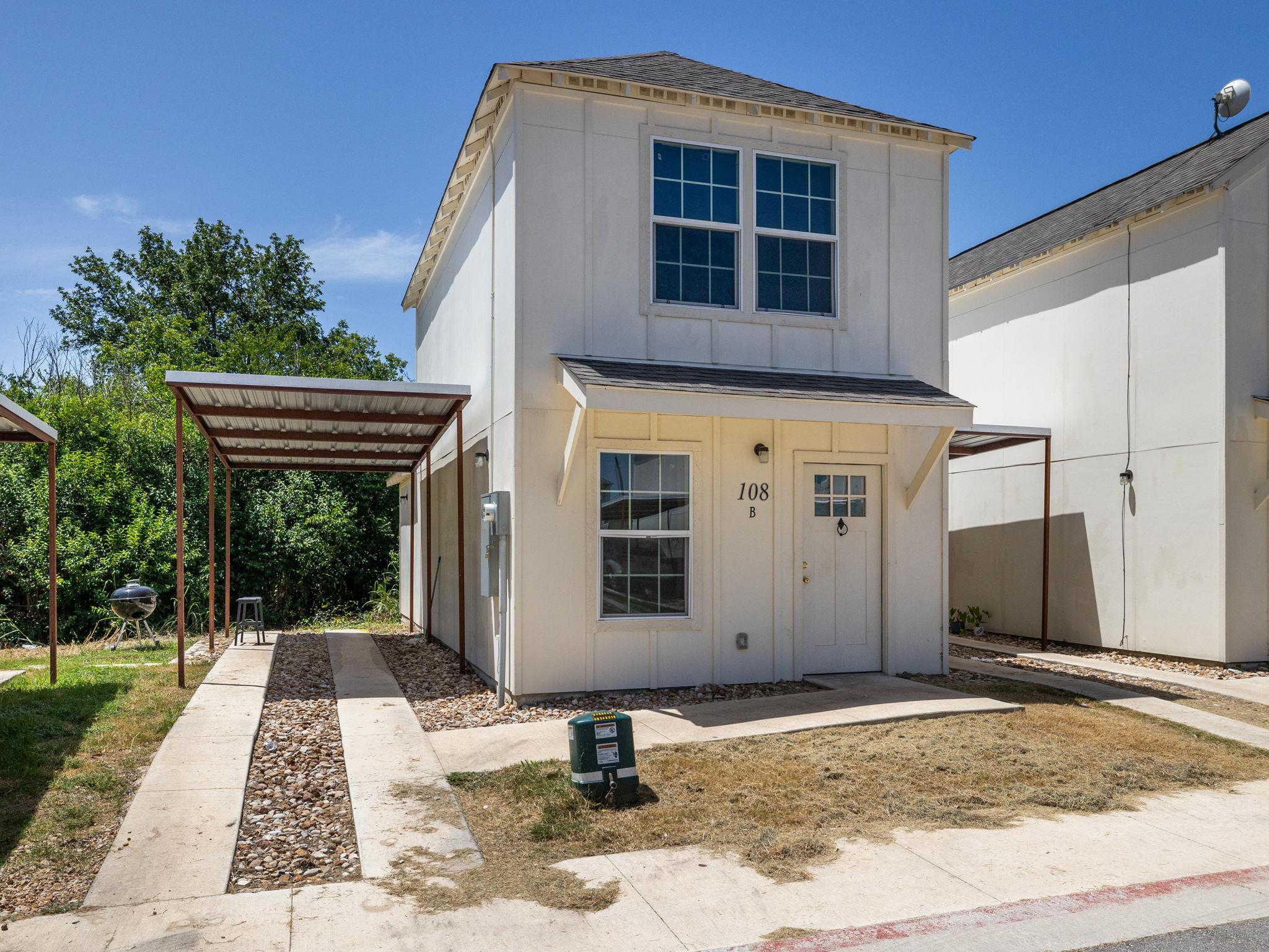 230 Debus DR #108 B, Taylor, TX 76574 photo 2