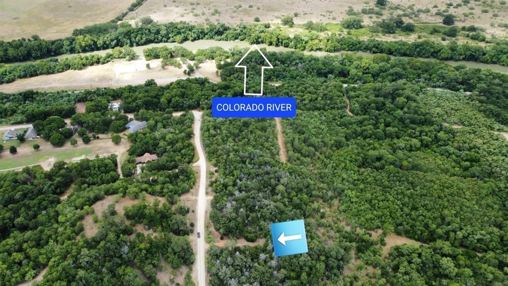 107 Kalihi CT, Bastrop, TX 78602 photo 2