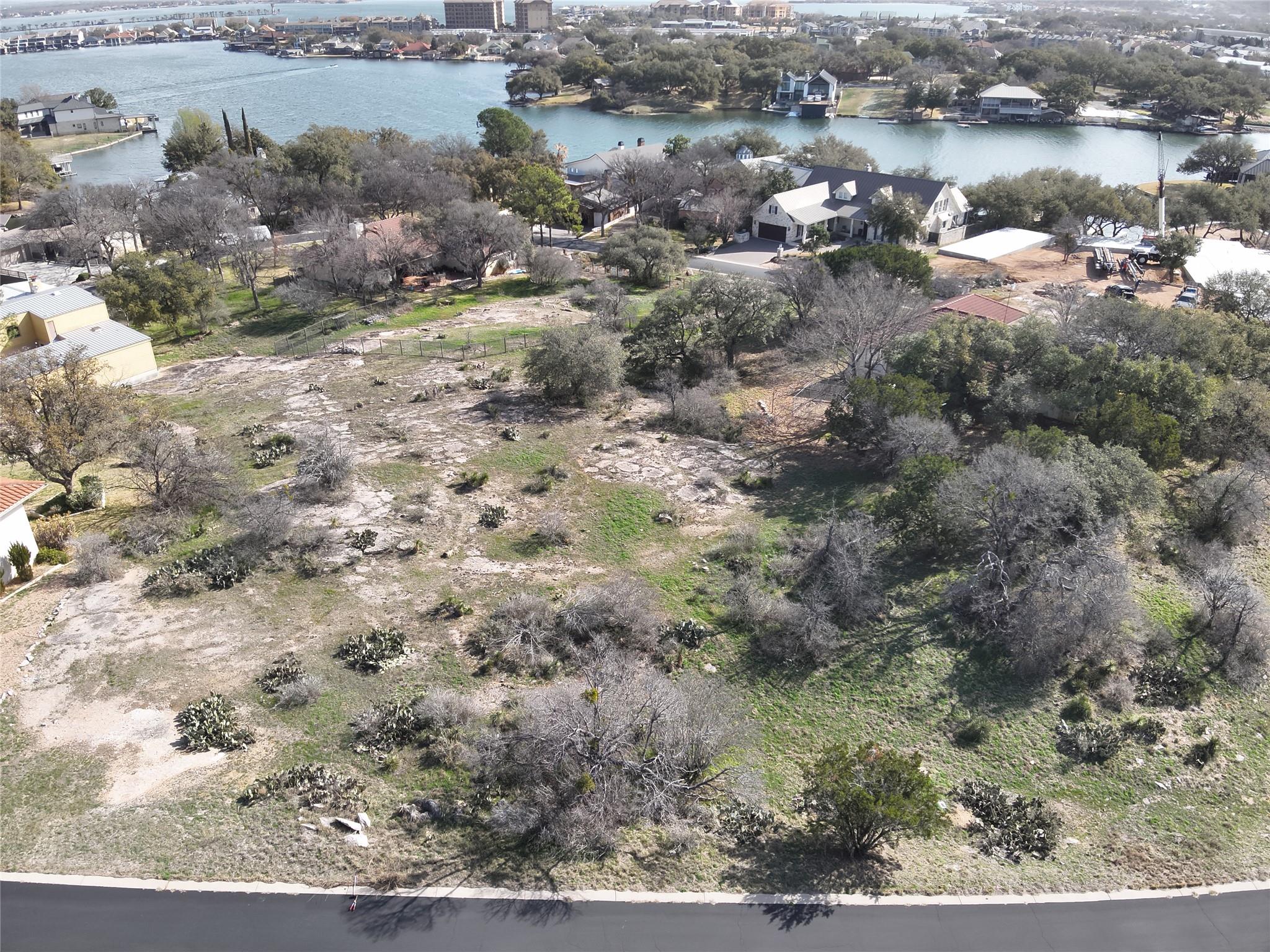 807 Tonto, Horseshoe Bay, TX 78657 photo 3