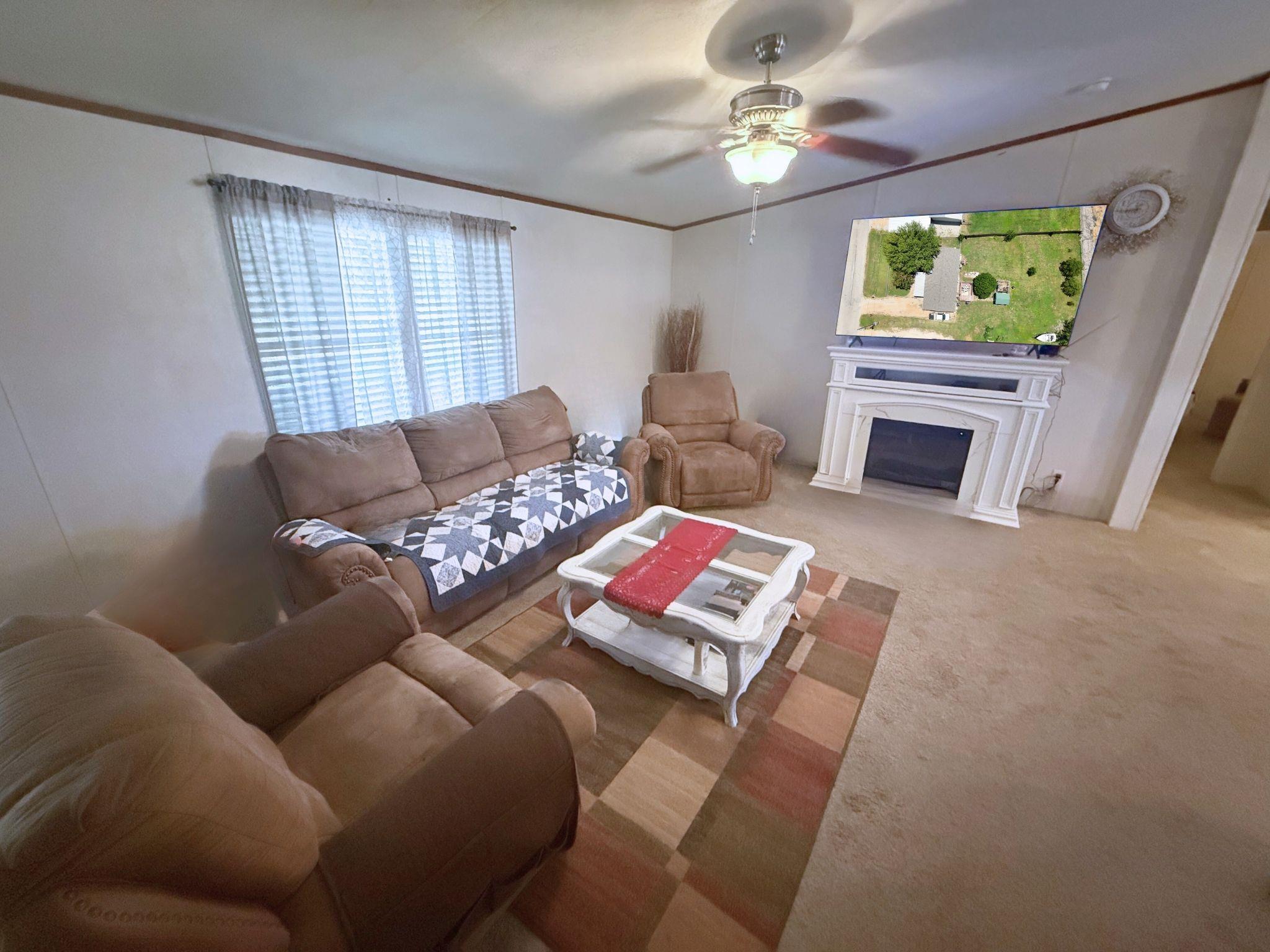 436 Rosemary LOOP, New Braunfels, TX 78130 photo 5
