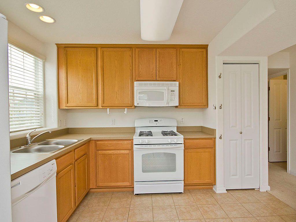 124 Trestle Tree ST #AB, San Marcos, TX 78666 photo 3