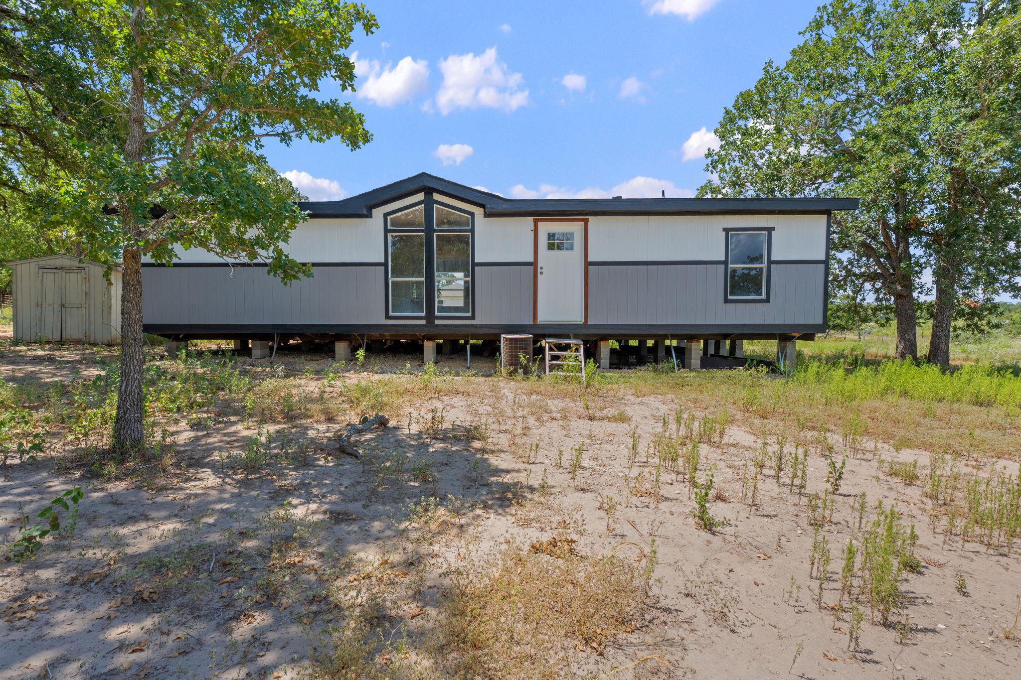 1385 Pettytown RD, Dale, TX 78616 photo 2