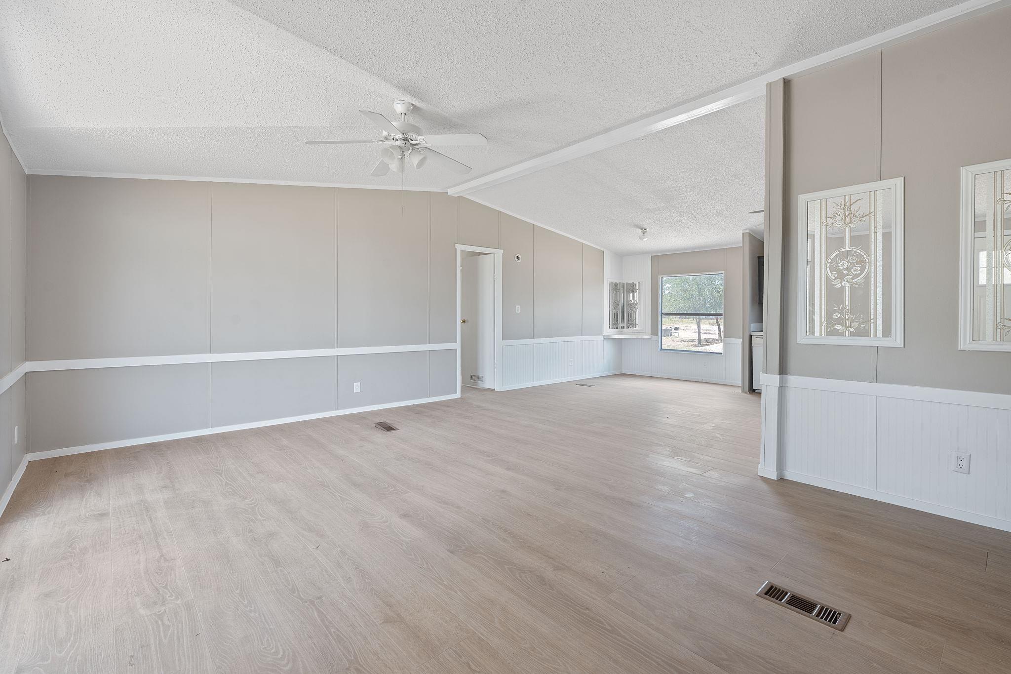 1385 Pettytown RD, Dale, TX 78616 photo 5