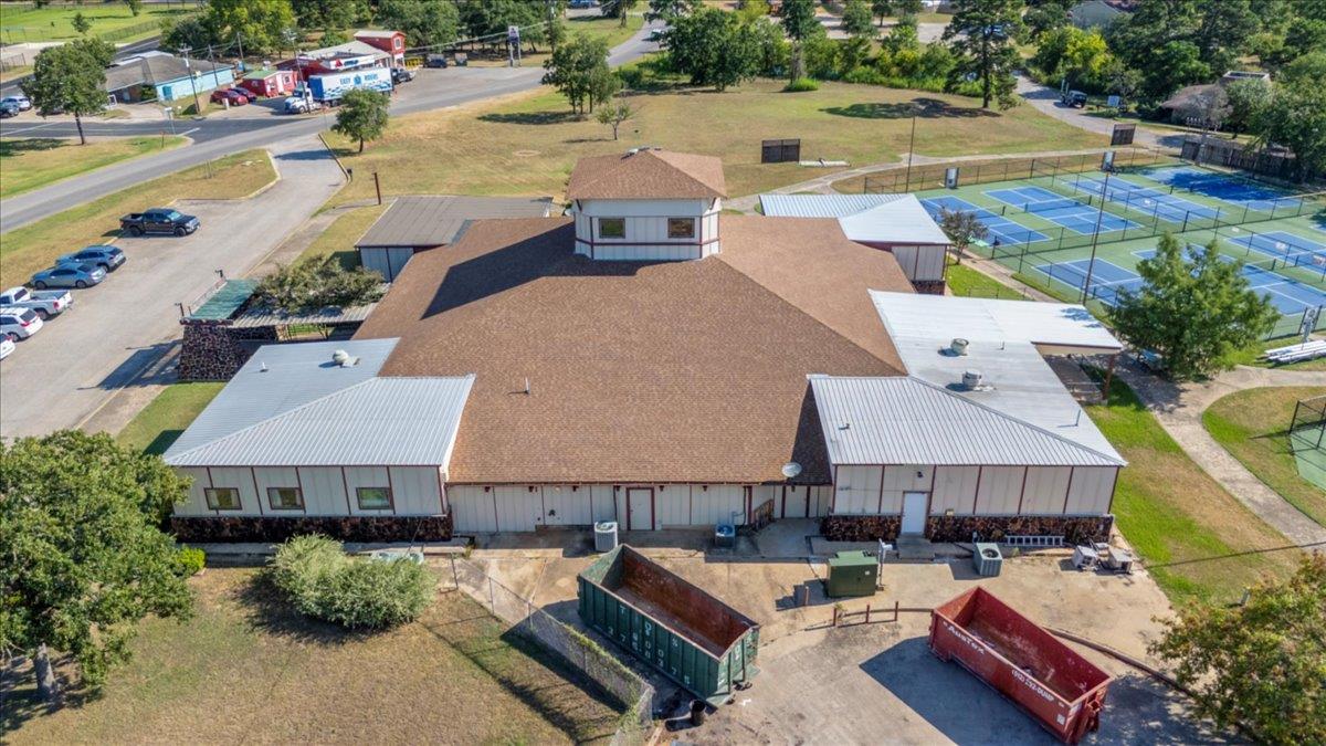 141 Tahitian DR, Bastrop, TX 78602 photo 5