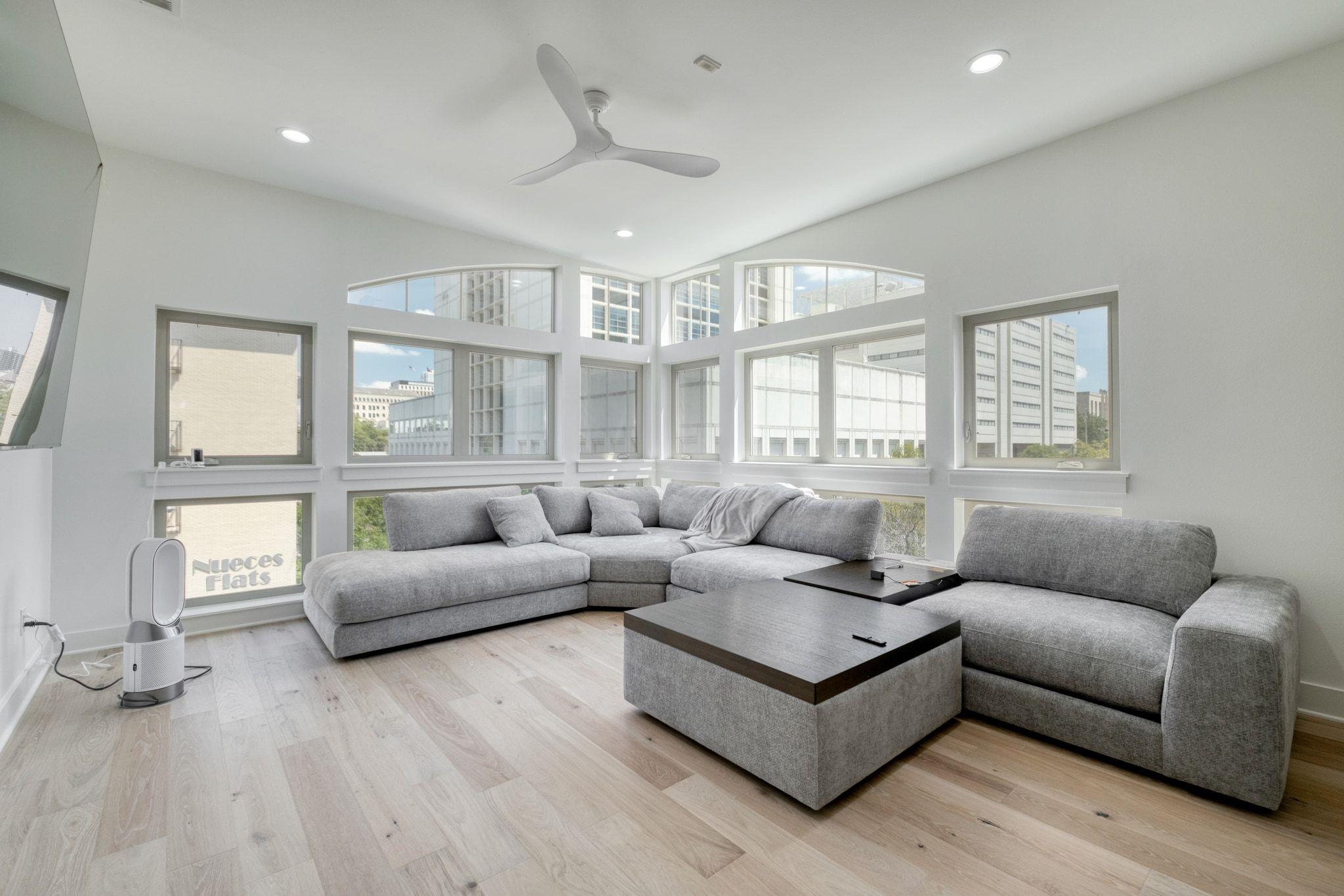 908 Nueces ST #48, Austin, TX 78701 photo 2