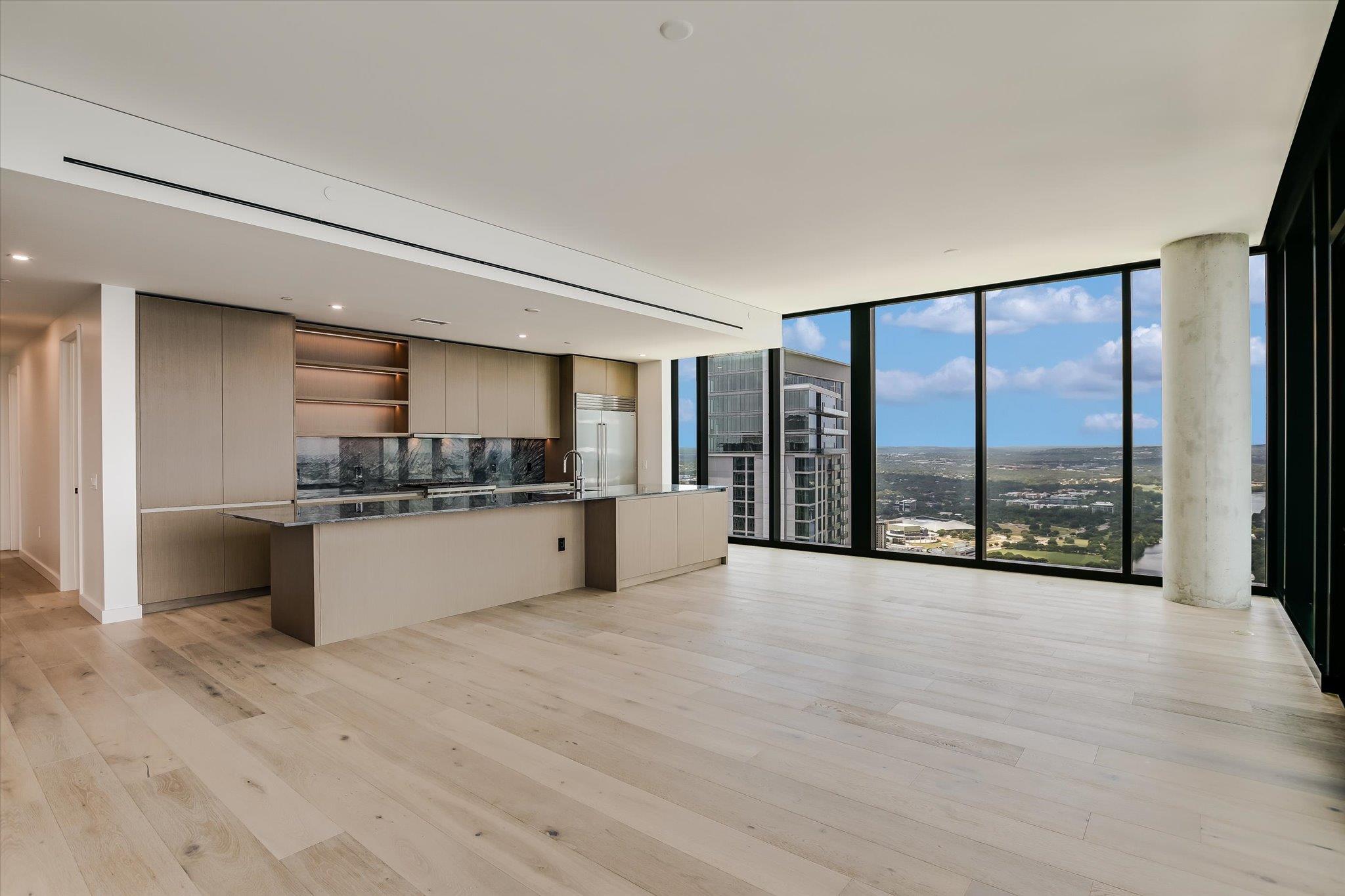 610 Davis ST #4704, Austin, TX 78701 photo 5