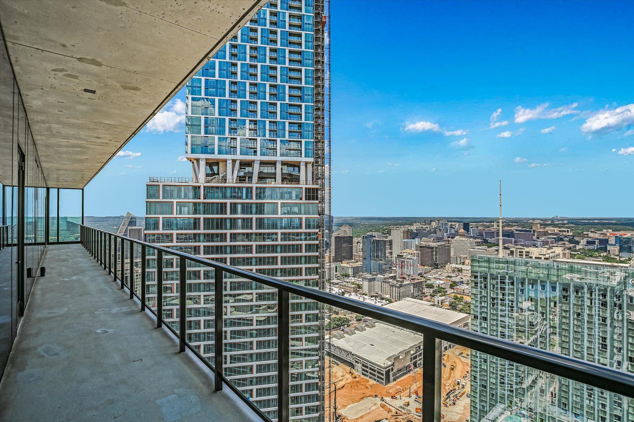 610 Davis ST #4704, Austin, TX 78701 photo 4