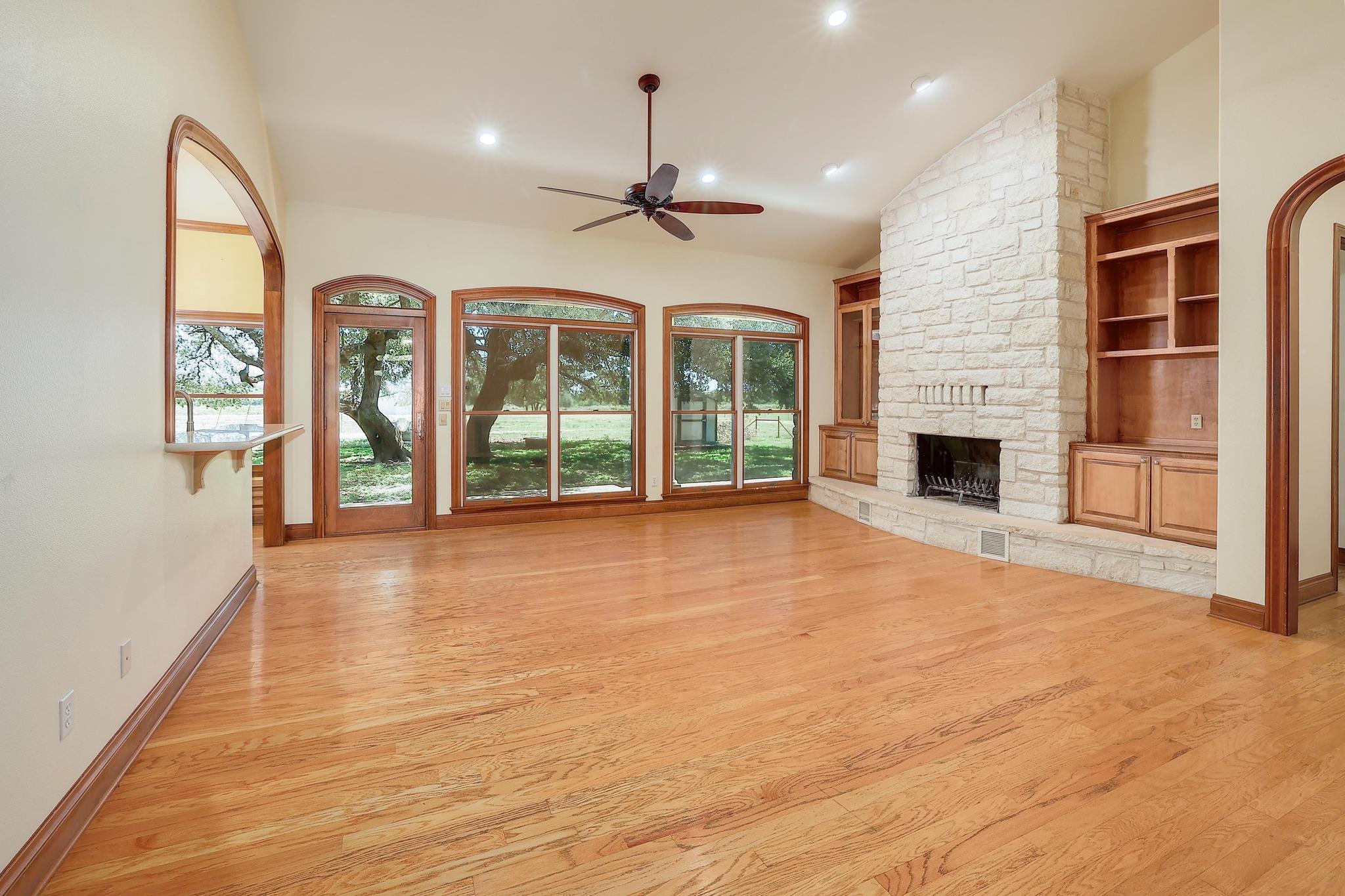 3900 Shell RD, Georgetown, TX 78628 photo 5