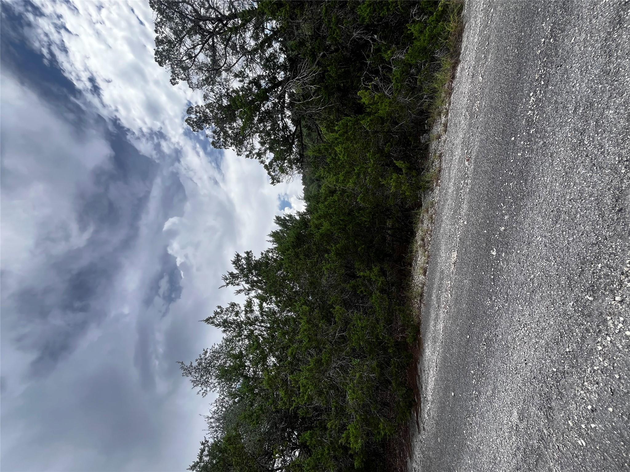 21307 Wyoming PASS, Lago Vista, TX 78645 photo 2