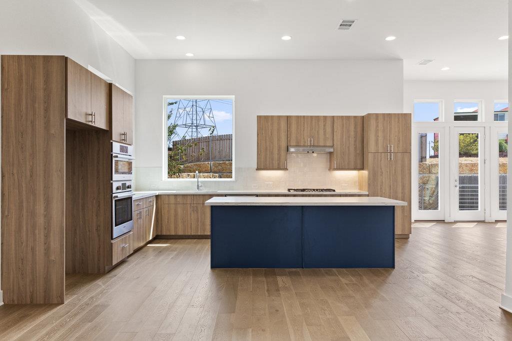 7321 Annette CV, Austin, TX 78724 photo 4