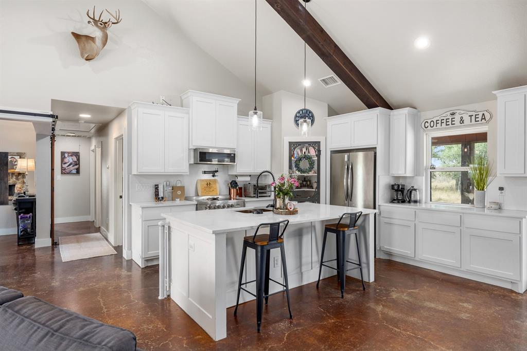 300 Kiowa Creek TRL, Fredericksburg, TX 78624 photo 4