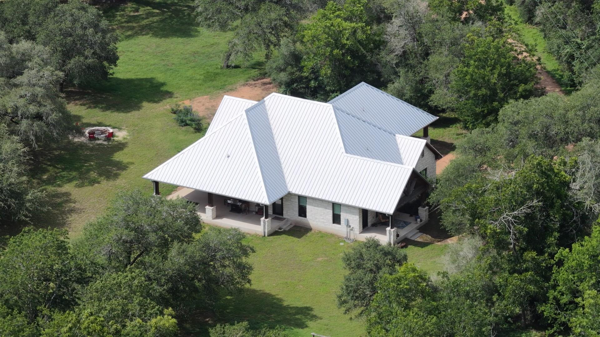 2656 River Bend RD, Smithville, TX 78957 photo 2