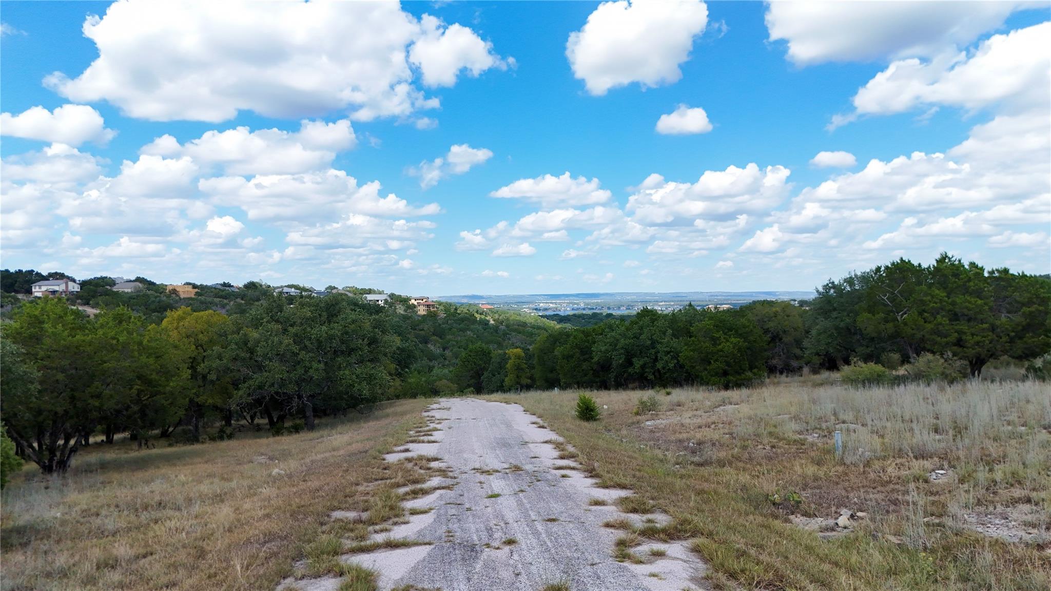605 Silver Mane, Horseshoe Bay, TX 78657 photo 4
