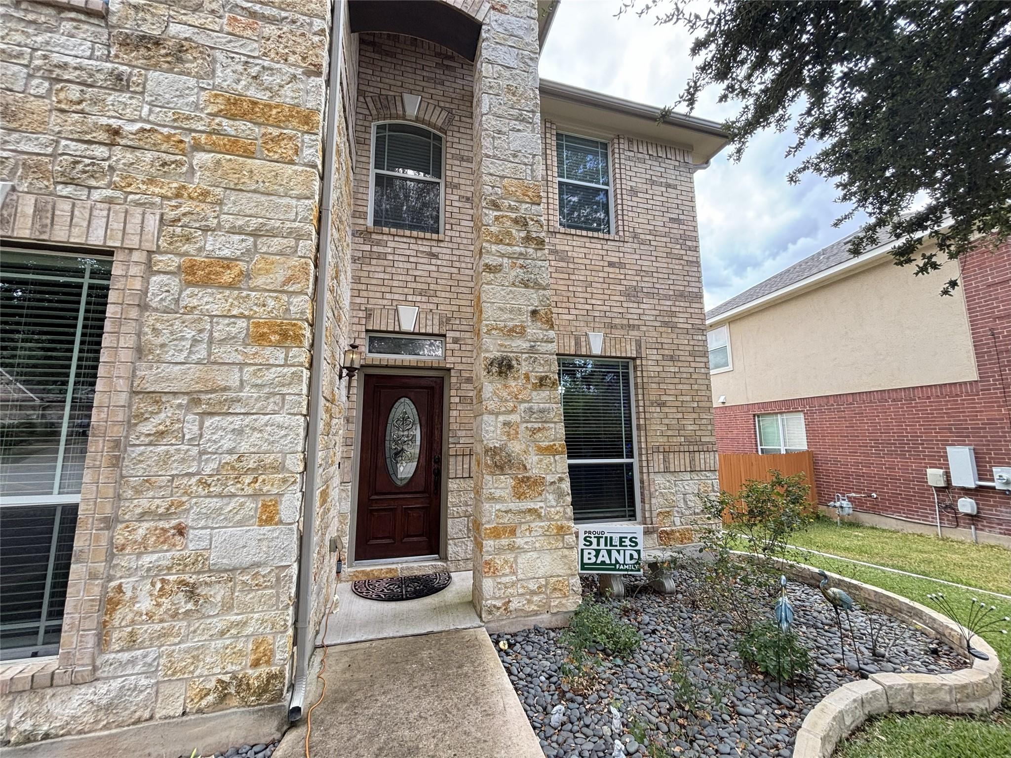 705 Frontier LN, Cedar Park, TX 78613 photo 3